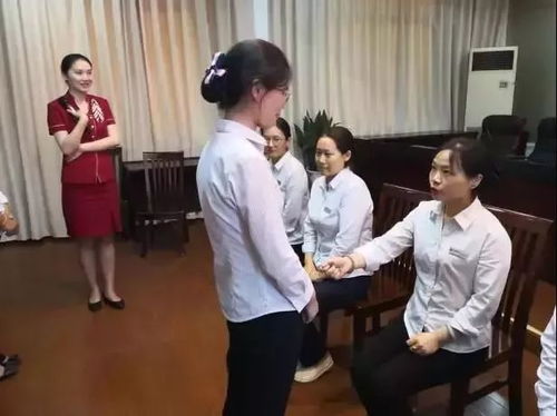 長江水務營業所舉辦服務禮儀培訓班，提升窗口服務水平